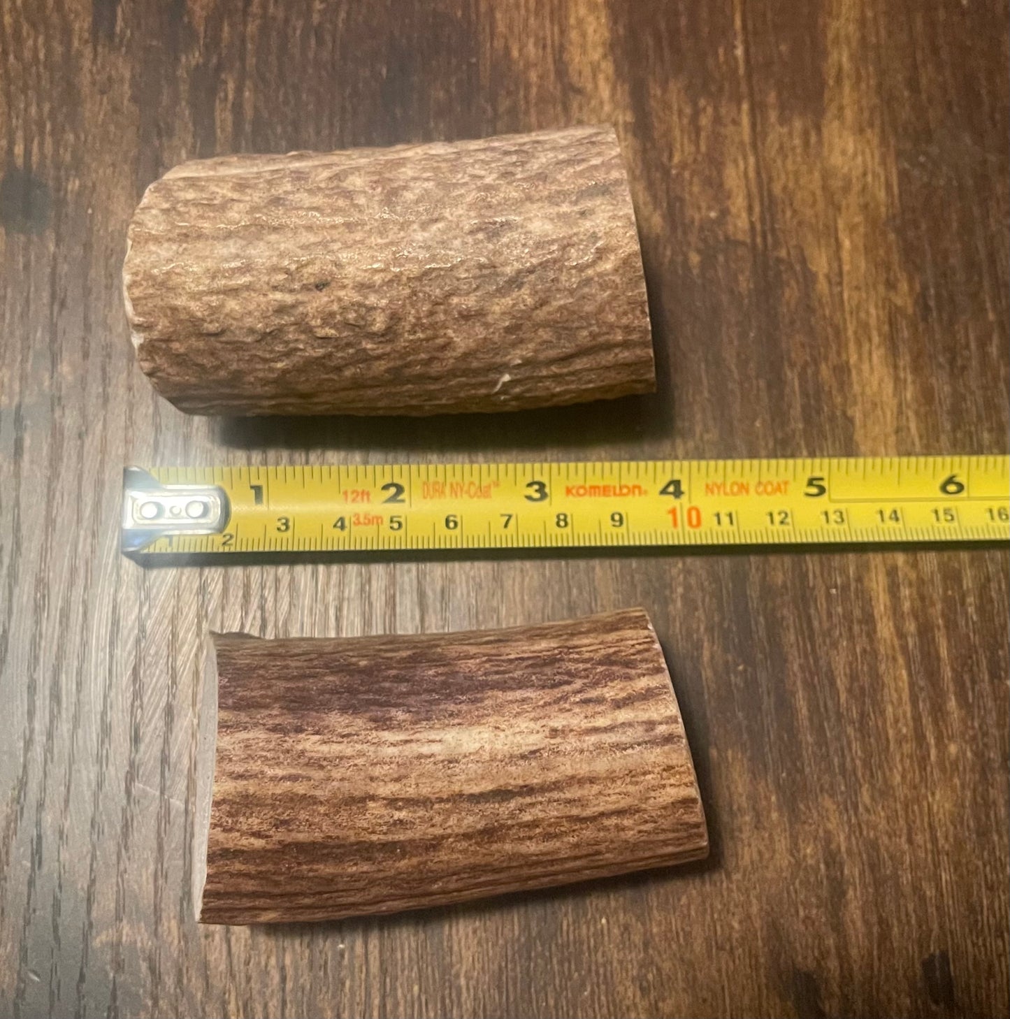 Dense Elk Chew Duos – Tough Natural Antler Chews( dogs up to 40 pounds)