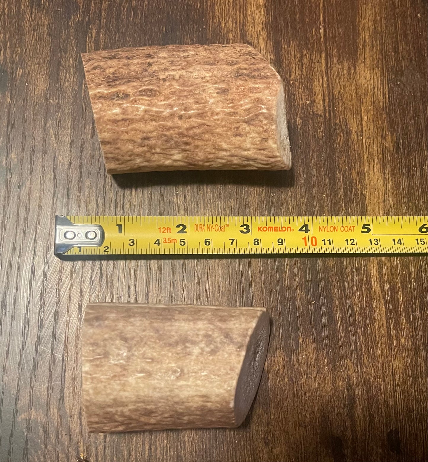 Dense Elk Chew Duos – Tough Natural Antler Chews( dogs up to 40 pounds)